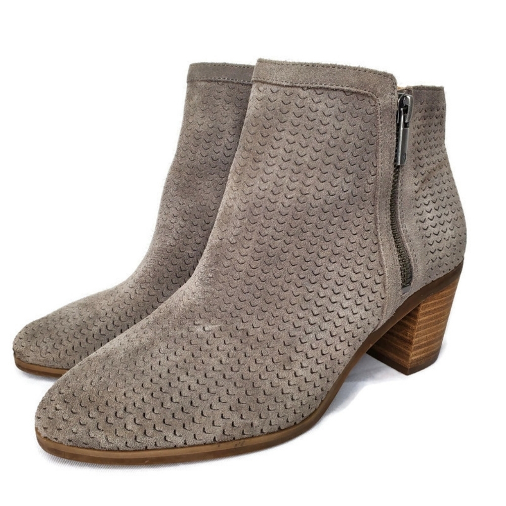 Lucky Brand Petre Gray Suede Cut Out  Zip Up Western Heel Ankle Boots